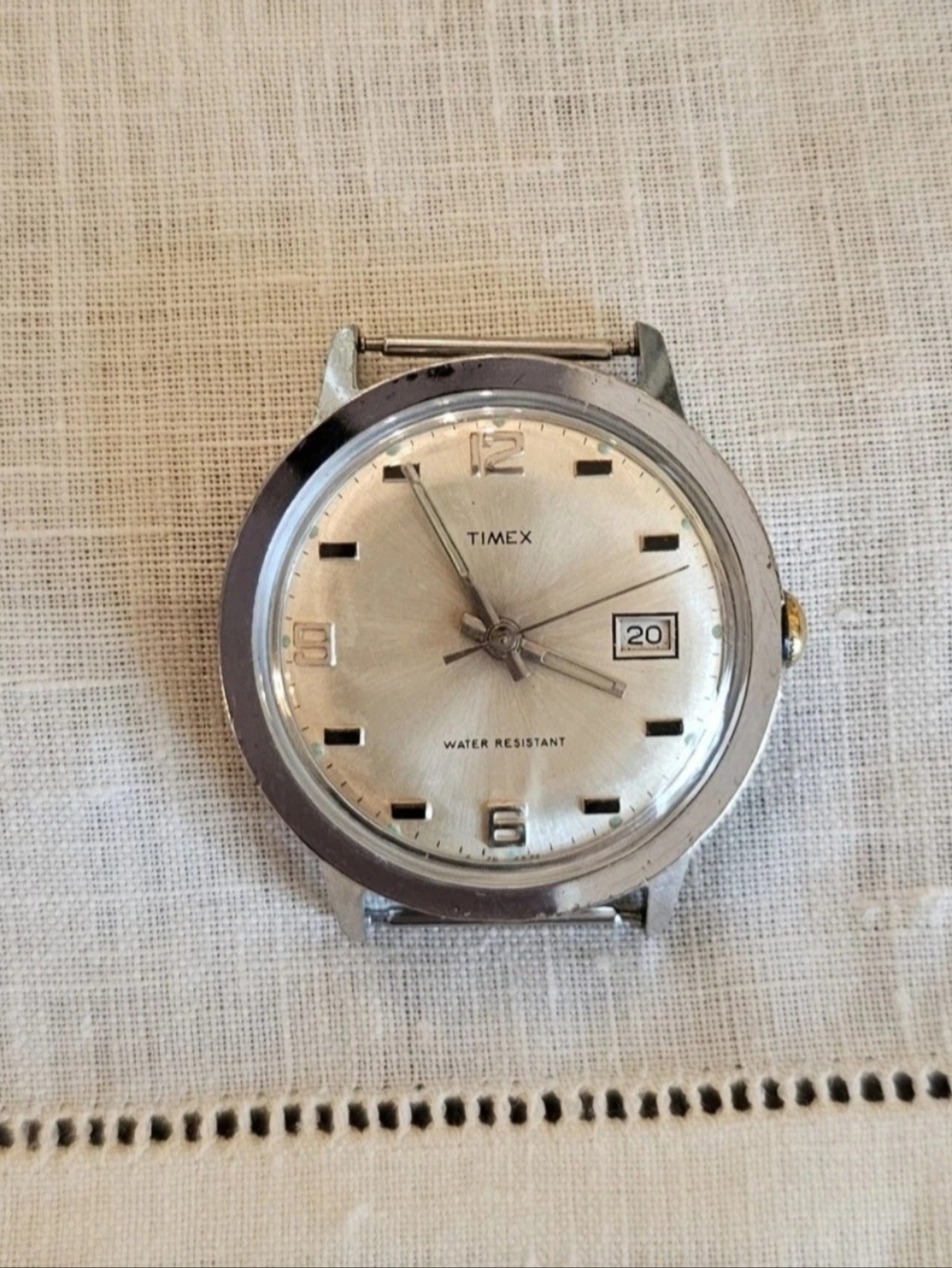Cool Vintage '72 Timex Marlin Watch w/Date- Silver Tone Mechanical Wind Up 34mm